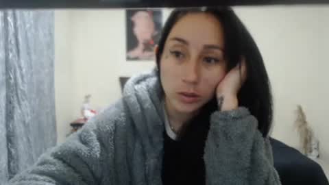 bella_luna34 online show from April 7, 2:57 am
