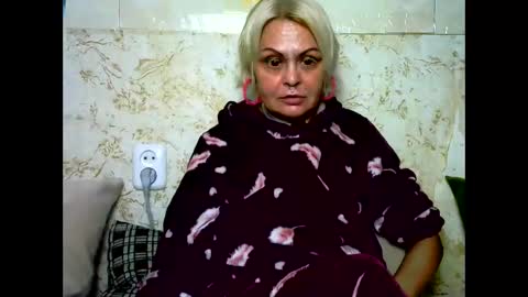 Bella Nathalie online show from January 17, 7:18 am