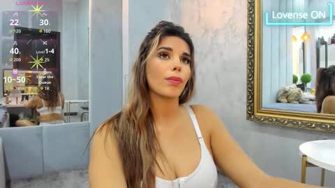 Snapshot of bella_posh chatting on October 9, 7:36 am bella_posh online show from October 9, 7:36 am