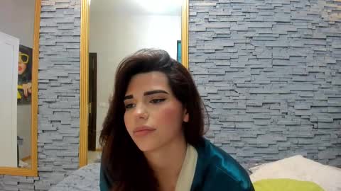 Snapshot of bella_posh chatting on March 9, 10:08 am bella_posh online show from March 9, 10:08 am