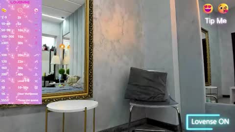 Snapshot of bella_posh chatting on October 11, 3:15 pm bella_posh online show from October 11, 3:15 pm