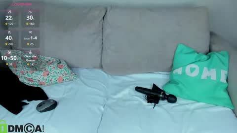 Linda Bella online show from May 9, 1:33 am