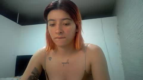 bella_thorne1999 online show from July 26, 10:51 pm