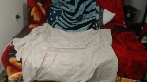 bella_velvett online show from April 24, 1:40 am