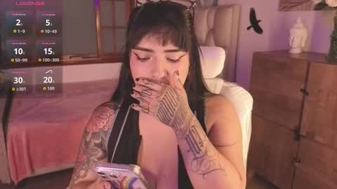 Bella  online show from December 19, 12:00 pm