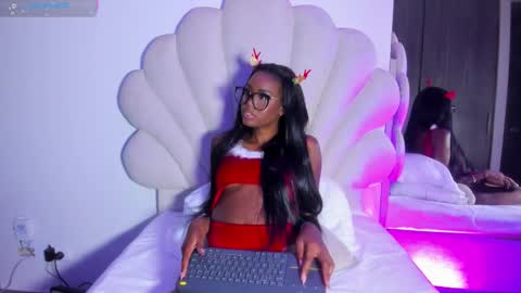 Bella Dajud online show from December 20, 3:35 am