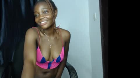 Snapshot of bellababy6 chatting on September 30, 10:31 pm bella online show from September 30, 10:31 pm