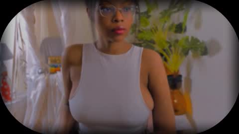 Bellah Blakes-Sarah Scrumptious Lee online show from September 15, 6:59 am