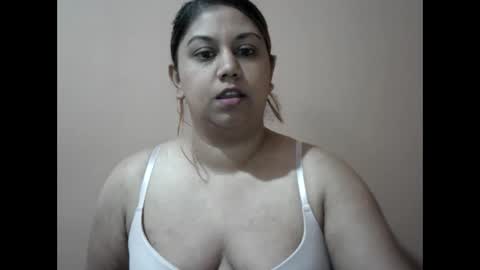 Snapshot of bellachow10 chatting on September 22, 8:51 am bellachow10 online show from September 22, 8:51 am
