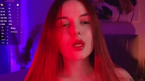 Snapshot of belladevile_ chatting on September 28, 2:04 pm belladevile_ online show from September 28, 2:04 pm