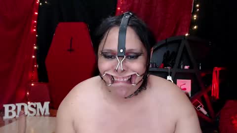 BellaFoox online show from April 29, 9:41 pm