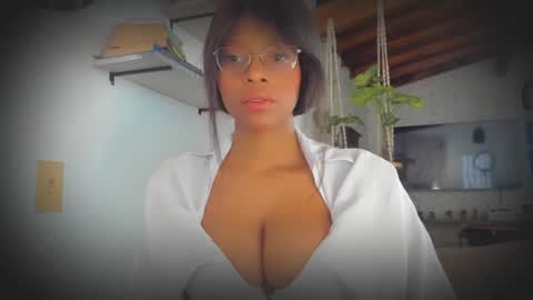 Bellah online show from March 25, 7:09 pm