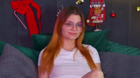 BellaMarebelle online show from December 18, 4:19 am