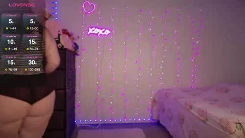 Bella Monroe online show from November 6, 4:26 am