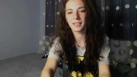 Snapshot of bellaqueen0701 chatting on February 7, 1:47 am bellaqueen0701 online show from February 7, 1:47 am