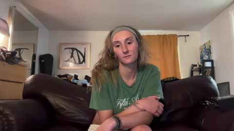 bellawest688986 online show from June 12, 10:14 am
