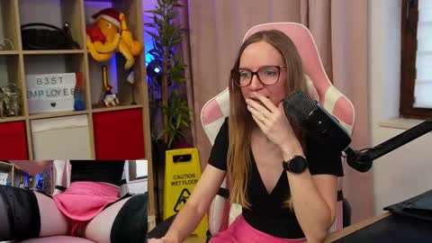 Alice online show from November 29, 2:25 pm