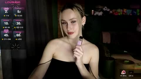 Snapshot of belle_vill chatting on October 19, 11:15 am Belle online show from October 19, 11:15 am