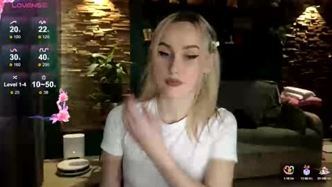 Snapshot of belle_vill chatting on September 10, 9:10 am Belle online show from September 10, 9:10 am