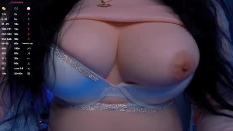 Hello I am kind friendly and cute girl online show from November 20, 7:07 am