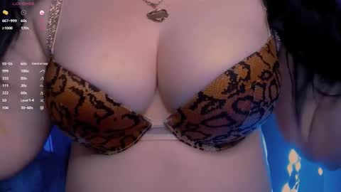 Hello I am kind friendly and cute girl online show from October 27, 11:27 pm