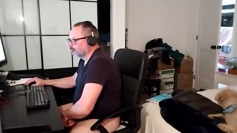 bellequeue19758 online show from December 4, 11:04 pm