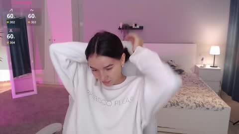 Snapshot of bellla_haddid chatting on September 27, 1:14 am Bella online show from September 27, 1:14 am