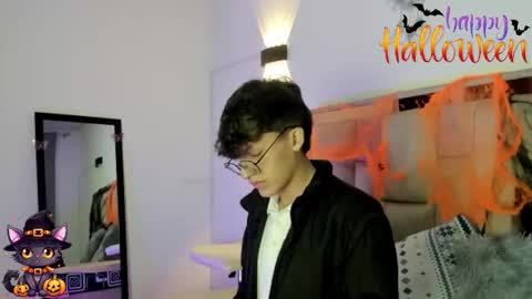 Snapshot of bellmontneon chatting on October 20, 11:37 am Neon online show from October 20, 11:37 am