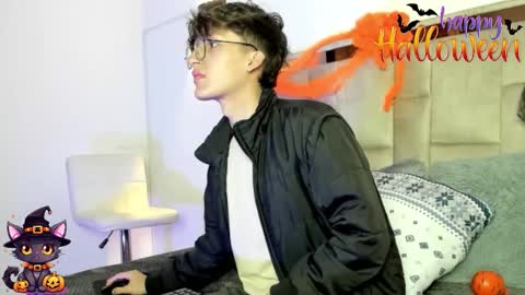 Neon online show from October 27, 11:43 am