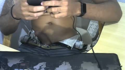 Snapshot of bembembb chatting on February 26, 10:04 pm BemBemBB online show from February 26, 10:04 pm