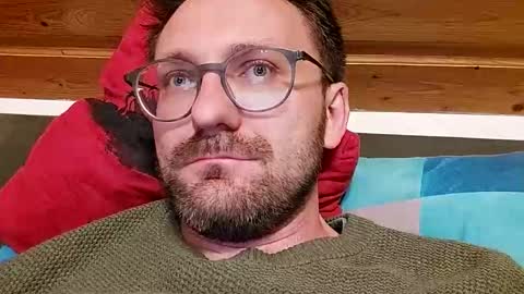 ben00189 online show from October 3, 9:45 pm