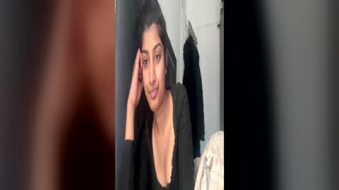 bengalibaddie7_x online show from June 14, 1:46 pm