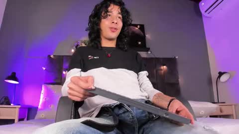 BENJI FIORE online show from October 2, 8:51 pm