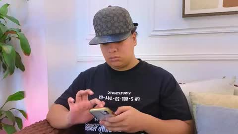 bennett_alejoo online show from March 20, 7:30 pm