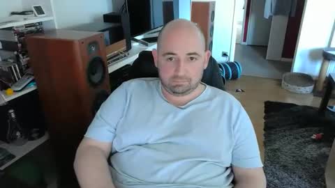 Ben online show from April 21, 9:05 am