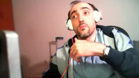 Snapshot of bentish chatting on February 17, 6:50 pm bentish online show from February 17, 6:50 pm