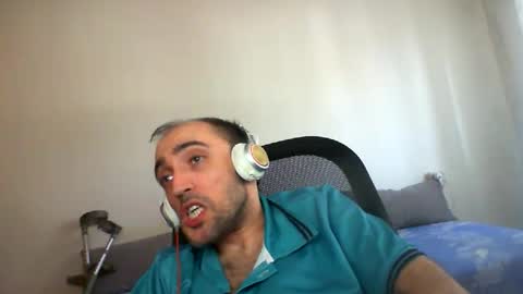 Snapshot of bentish chatting on October 5, 9:50 am bentish online show from October 5, 9:50 am