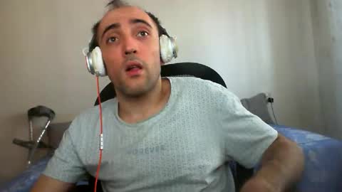 Snapshot of bentish chatting on September 23, 9:03 am bentish online show from September 23, 9:03 am