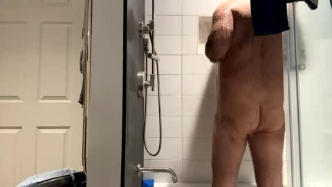 benz10001 online show from April 8, 11:35 am