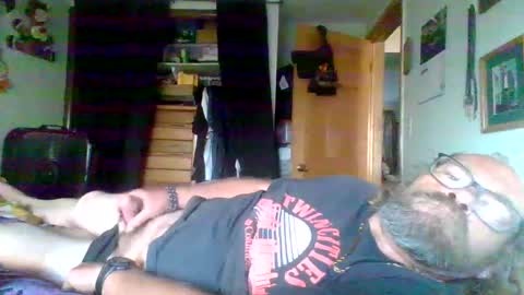 Snapshot of bergeeric1970 chatting on September 16, 1:02 pm bergeeric1970 online show from September 16, 1:02 pm