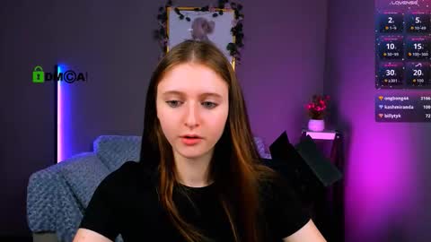 Snapshot of berry_alma chatting on September 30, 8:19 pm Alma online show from September 30, 8:19 pm