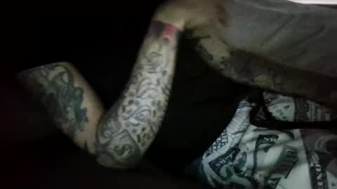 Snapshot of bertdollaz757 chatting on January 24, 10:19 pm ToxicPipe757 online show from January 24, 10:19 pm