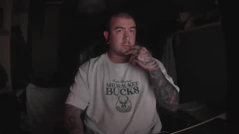 berto3389 online show from September 28, 10:52 pm