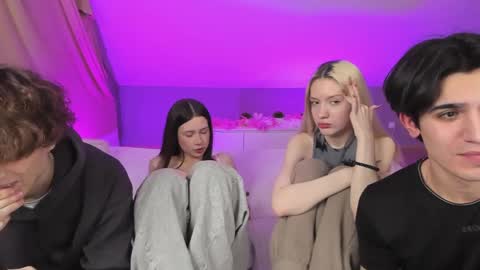 Danny and Kira online show from March 2, 2:43 pm