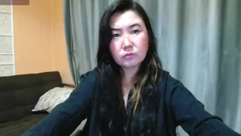 Bet Lu online show from December 13, 1:04 am