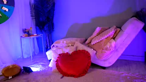 Betty online show from March 1, 6:28 am