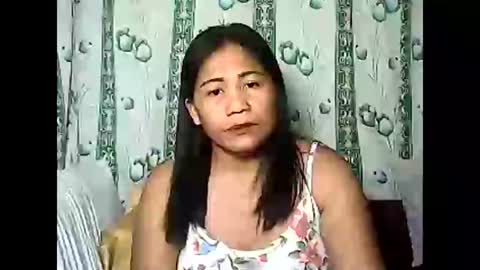 Snapshot of betty_83 chatting on February 28, 9:15 am betty_83 online show from February 28, 9:15 am
