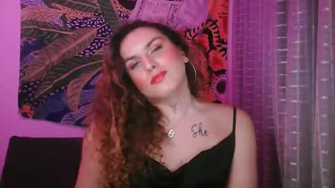 bettytaylor23 online show from April 30, 12:59 am