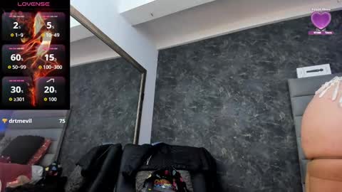 Snapshot of bianca_bella_ chatting on October 3, 7:11 pm BESHA... online show from October 3, 7:11 pm
