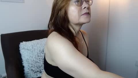 bianca_velvet online show from March 23, 2:11 pm